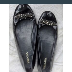 Prada patent leather‎ flats 40